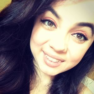 Meet your Posher, Chelly